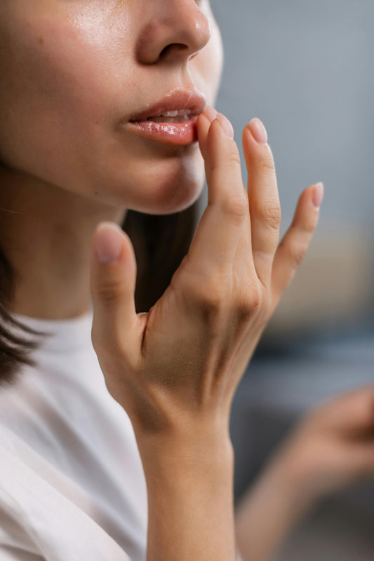 DIY Lip Balms: Natural Recipes for Soft, Nourished Lips 💋